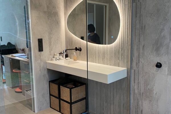 Paroi de douche sur mesure à Meyrargues